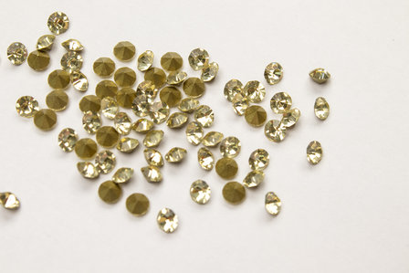 Jonquil SS6 Pointed Back Rhinestones