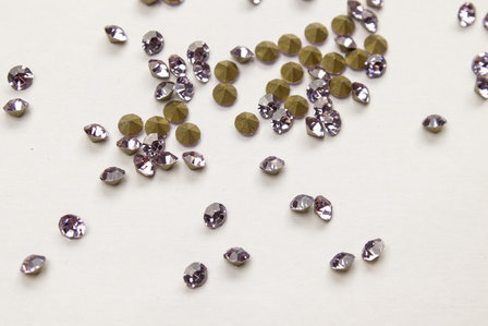 Violet SS10 Pointed Back Rhinestones