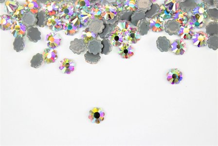 Bloemetje SS20 Crystal AB Hotfix Rhinestones Superior kwaliteit  