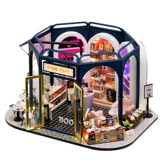 Mini Dollhouse - Shop - Book Caf&eacute;