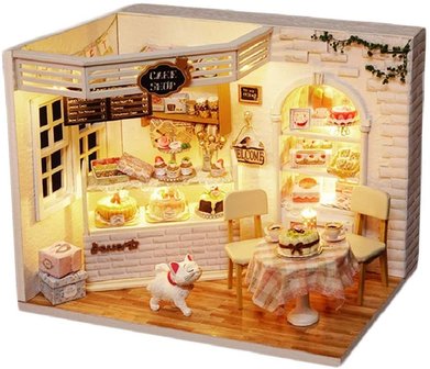 Mini Dollhouse - Shop - Cake Diary