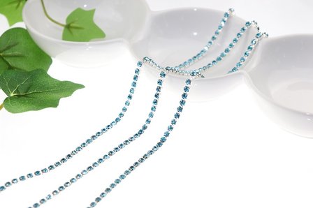 Strassketting 2.8 mm (SS10) Aquamarine - Silver Cup (per meter)