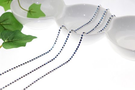 Strassketting 2.8 mm (SS10) Capri Blue - Silver Cup (per meter)