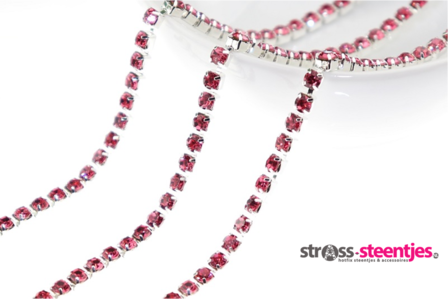 Strassketting 4 mm Indian Pink Silver Cup 