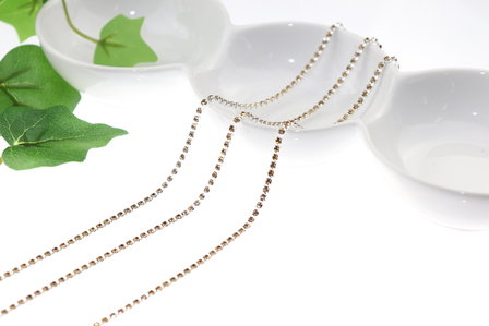 Strassketting 2.8 mm (SS10) Light Topaz - Silver Cup (per meter)