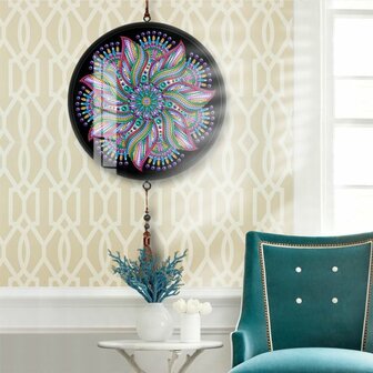 Diamond Painting Wandornament - Grote Bloemvorm Mandala roze-groen op zwarte ondergrond