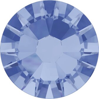 Swarovski hotfix steentjes kleur Light Sapphire (211) SS 16