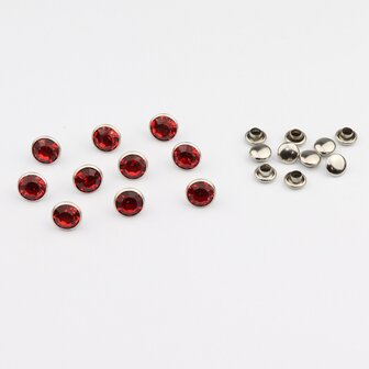 Studs met Strass (glas) - Silver cup 8 mm Light Siam SS34 (per 36 stuks)