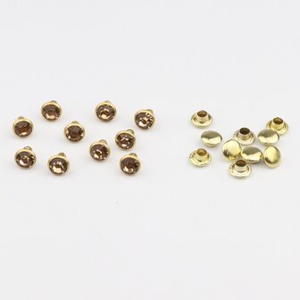 Studs met Strass Light Colorado Topaz 6 mm (glas) met goudkleurige cup (SS18) (per 36 stuks)