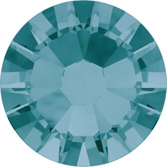 Swarovski hotfix steentjes kleur Blue Zircon (229) SS34
