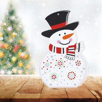Diamond Painting Kersttafereeltje met verlichting - Sneeuwpop sfeerfoto