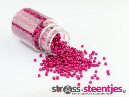 Rocailles kralen (2 mm) Mat Donker Roze (27 gram) per potje ROCP2026 met logo