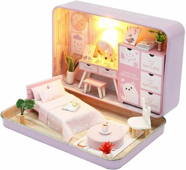 DIY Dollhouse in blik, Romantic theater zijaanzicht rechts