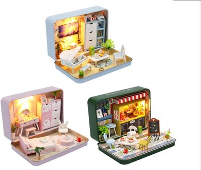 DIY Dollhouse in blik, alle 3 de theaters bij elkaar