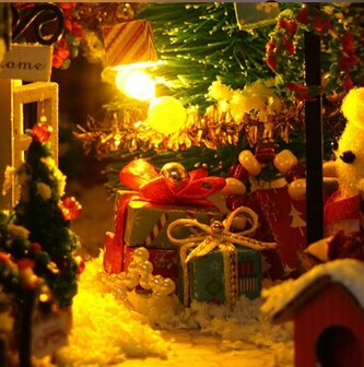 Book Nook - mini 3D wereld - Christmas Fantasy Celebration binnenkant