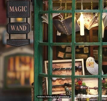 Mini Dollhouse - Shop - Magic Wand binnenkant