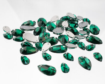 Naaistenen druppel Kleur Emerald 10,5x18mm