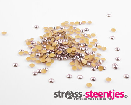 Hotfix Dome Studs SS 6 Kleur Licht Roze (ca. 4200 &nbsp;stuks) met logo