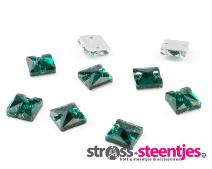 Naaistenen Square Blue Zircon (8x8mm) per 9 stuks met logo