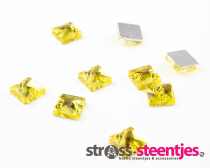 Naaistenen Square Citrine (8x8mm) per 9 stuks met logo