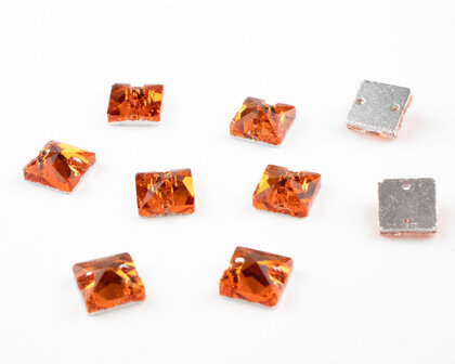 Naaistenen Square Orange (8x8mm) per 9 stuks
