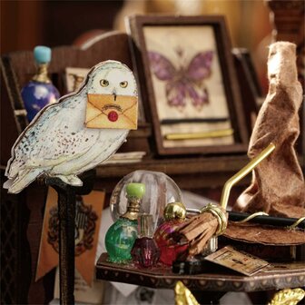 Dream Bottle Series - Magic Time - Mini Dollhouse detail met uil