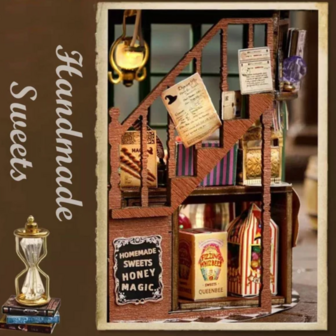 Dream Bottle Series - Magic Shop - Mini Dollhouse detail trap