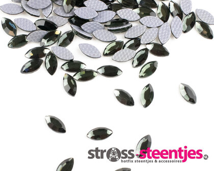 Navette 8 mm Black Diamond Hotfix Rhinestones Figuren Superior Glamour (018)  met logo