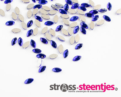 Navette 4 mm Cobalt Non hotfix Rhinestones figuren Superior Glamour met logo