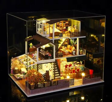 Mini Dollhouse - Villa - Romantic  met stofkap