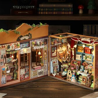 Mini Dollhouse - Shop - Fairy Tale Wonderhouse in het donker