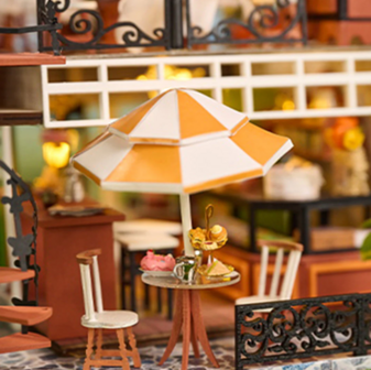 Mini Dollhouse - The Duchess&#039;s Tearoom terrasje