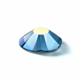 Malibu Blue AB HF 60120 (SS6) - Preciosa hotfix steentjes Chaton Rose Maxima zijaanzicht