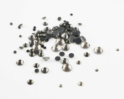 Light Black Diamond SS 6 Premium DMC kwaliteit Hotfix steentjes