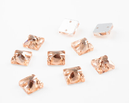 Naaistenen Square Light Peach (10mm) per 9 stuks