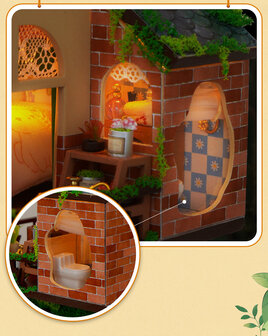 Mini Dollhouse - Beyond the Forest