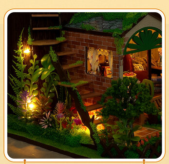 Mini Dollhouse - Beyond the Forest