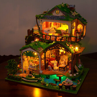 Mini Dollhouse - Beyond the Forest