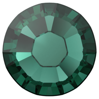 Emerald (205) SS10 - Swarovski Xilion Rose 2038 Hotfix Flatback per 144 stuks