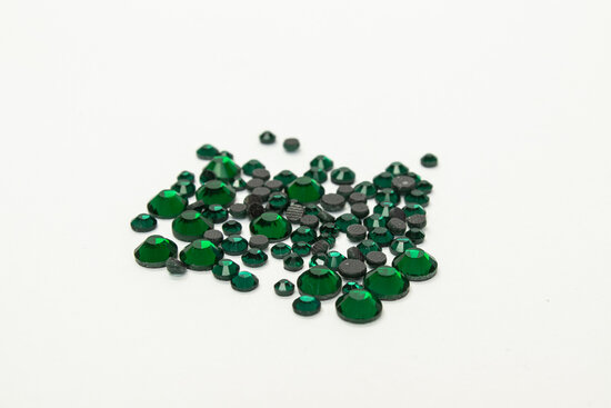 Emerald SS 20 Premium DMC kwaliteit Hotfix steentjes