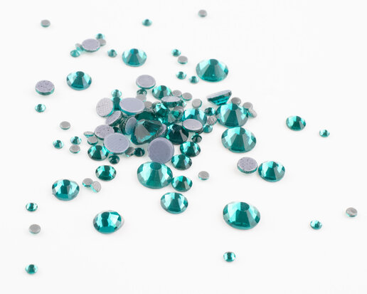 Blue Zircon SS 34 Superior Glamour Hotfix steentjes (per 36 stuks)