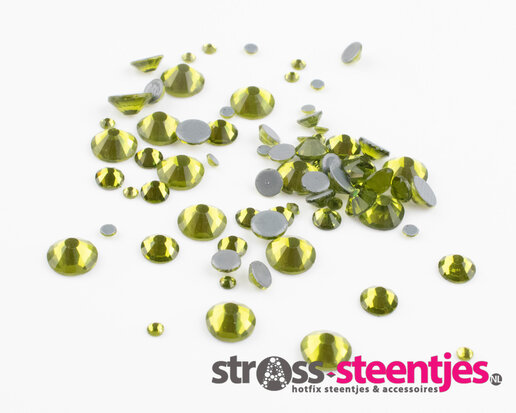 Olivine SS 34 Superior Glamour Hotfix steentjes (per 36 stuks) met logo