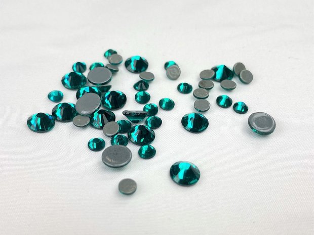 Hotfix steentjes Excellent kwaliteit SS 30 Kleur Blue Zircon