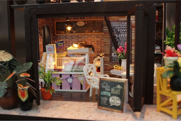 Mini Dollhouse - Shop - Coffee House toonbank