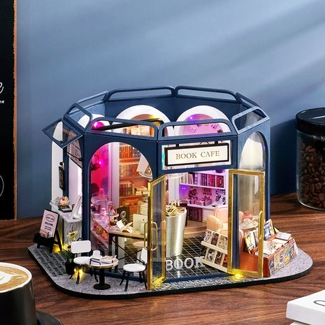 Mini Dollhouse - Shop - Book Café sfeerfoto