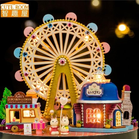Mini Dollhouse - Together Around Globe - Happiness Ferris Wheel by night