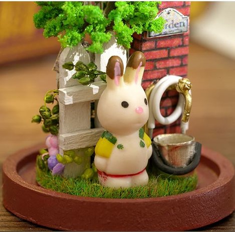 Mini Dollhouse - Mini Stolpje - Garden Corner zijaanzicht