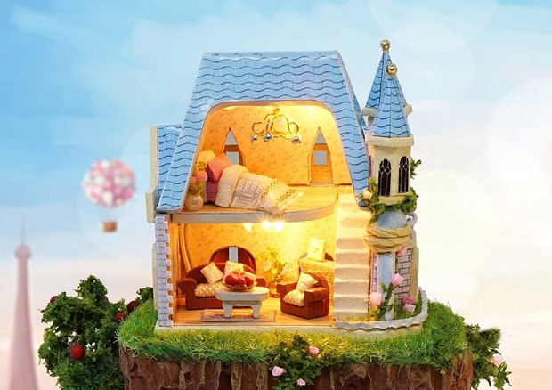 Mini Dollhouse - Draaiende muziekdoos - Dream of Sky binnenkant huisje