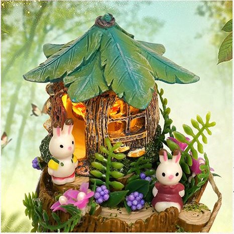 Mini Dollhouse - Draaiende muziekdoos - The Forest Whim top