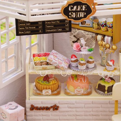 Mini Dollhouse - Shop - Cake Diary gebakvitrine
